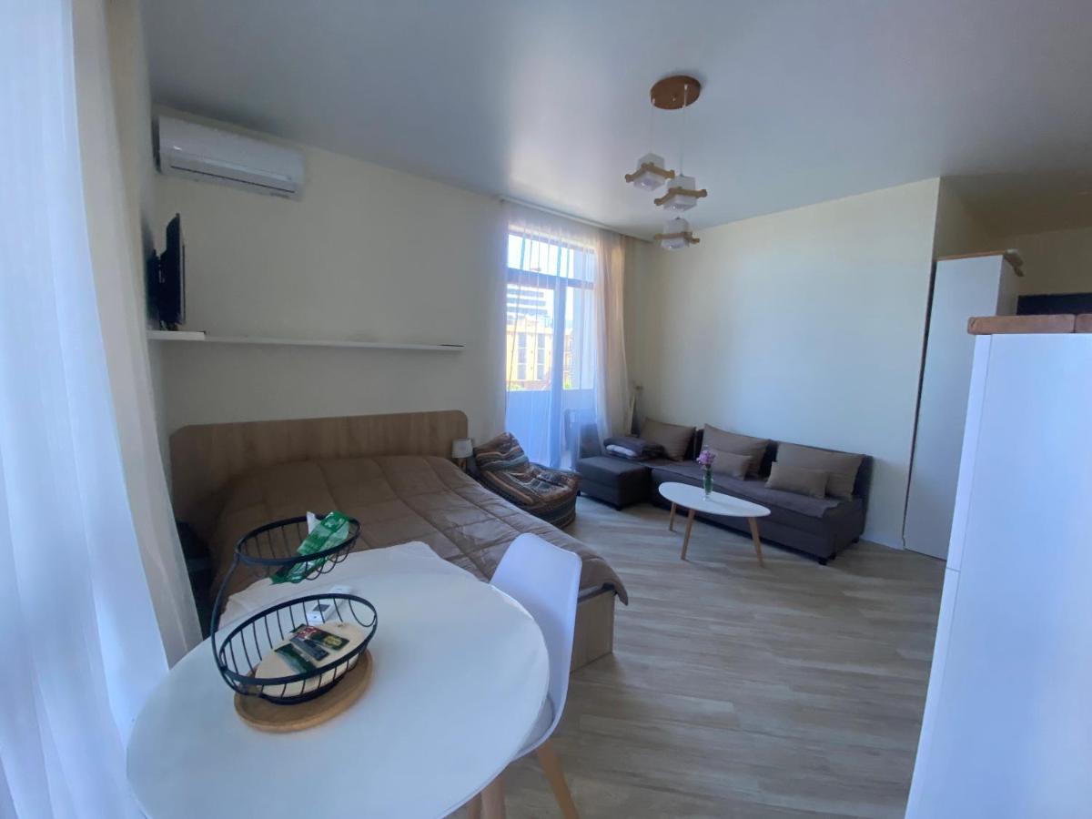 Cozy Studio In Family Inn Gonio Exterior foto
